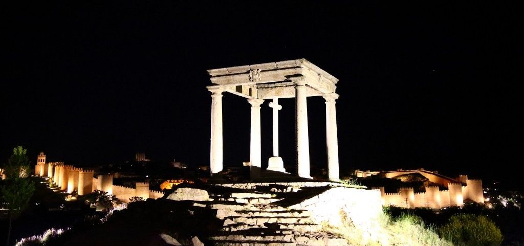 2015-06-murallas-avila-4-postes