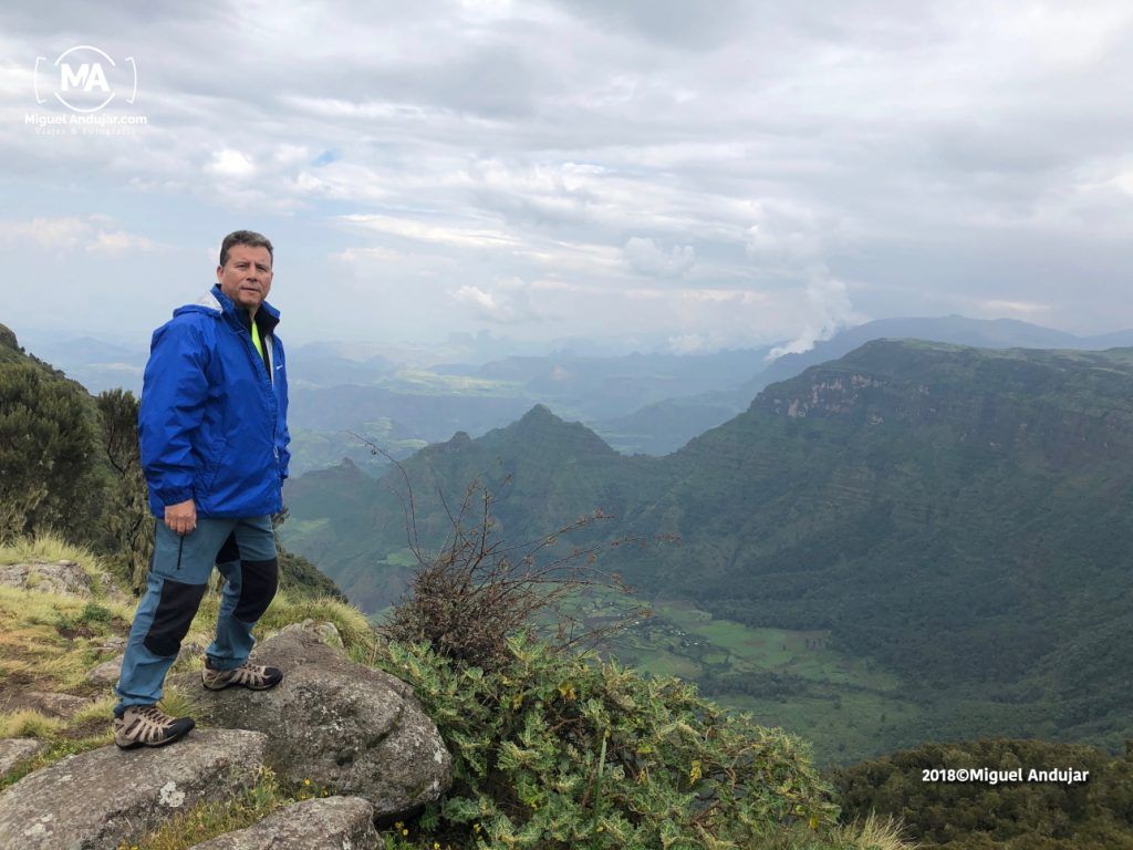 Ruta de senderismo en el Parque Nacional Simien