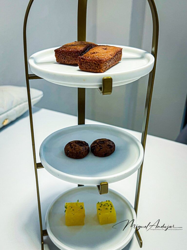 Petit fours