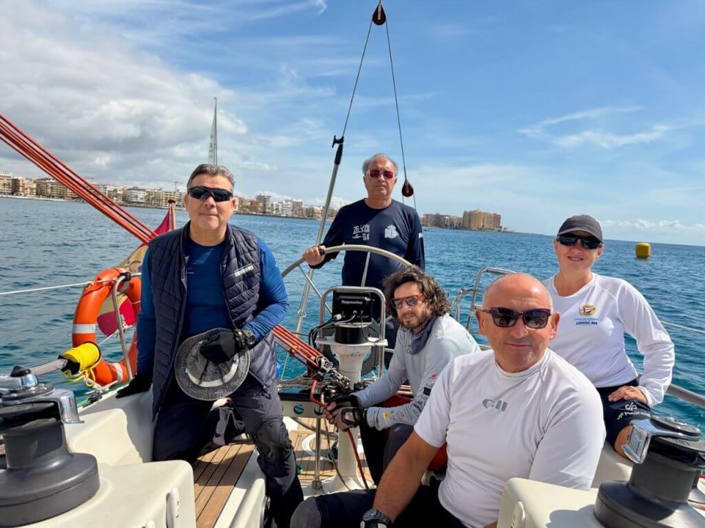 Tripulación del Tabarka XX Trofeo Optica Chantal Torrevieja